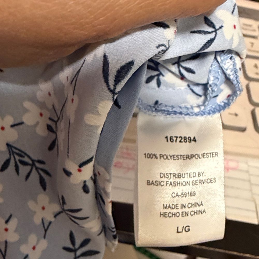 Mario Serrani Floral Blue Women's Top size L/G - Picture 9 of 9